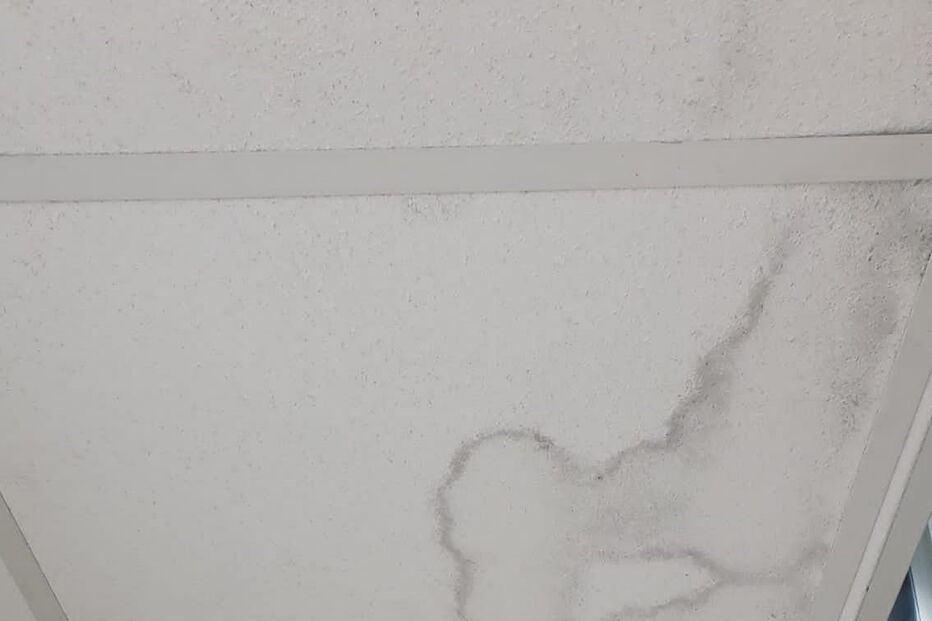 Contentor sem condições