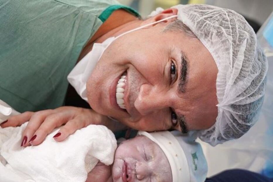 Cládia Raia dá à luz aos 56 anos o filho Luca