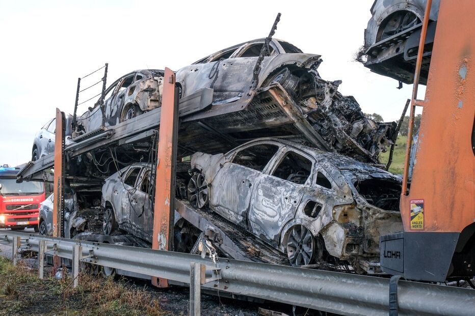 A6 cortada no sentido Caia/Marateca devido a incêndio