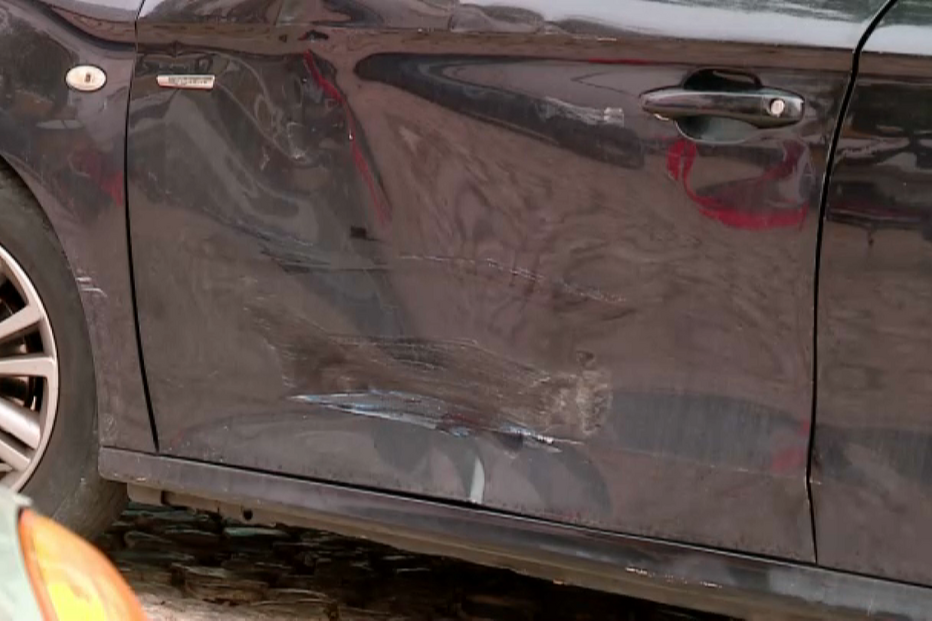 Idoso morre esmagado pelo próprio carro que tinha comprado recentemente