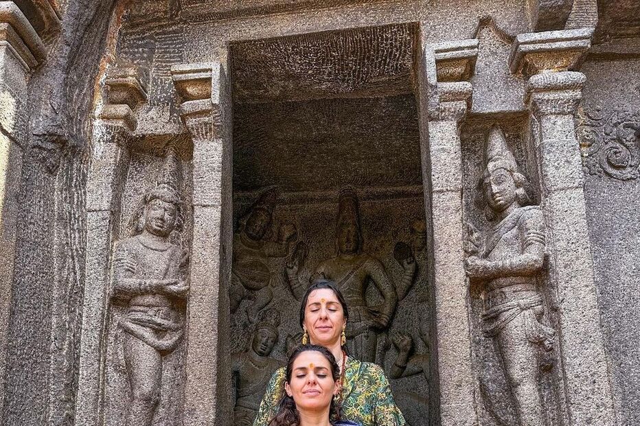 A fadista tem praticado ioga e meditado em locais sagrados