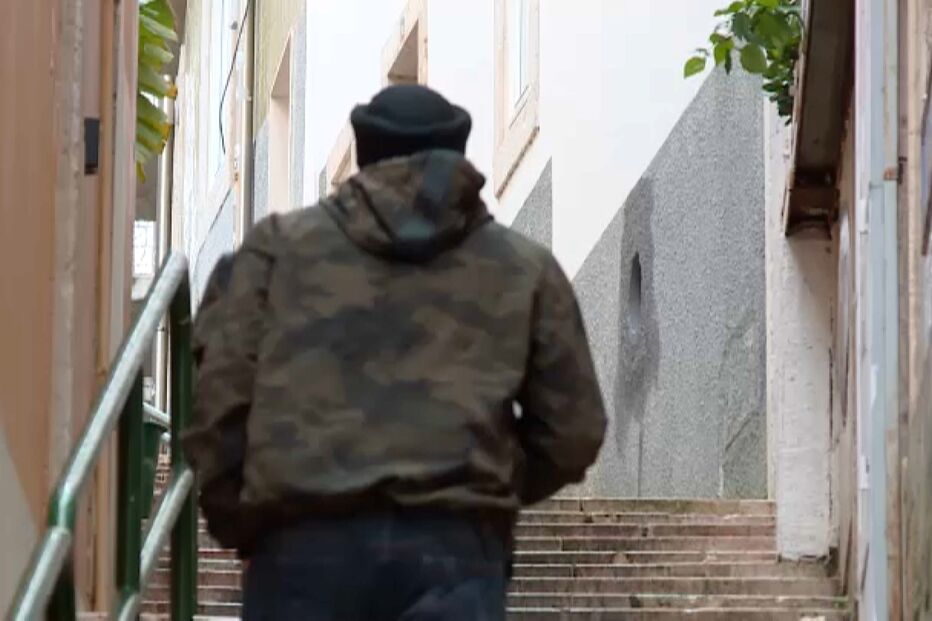 Moram 900 pessoas neste prédio em Lisboa