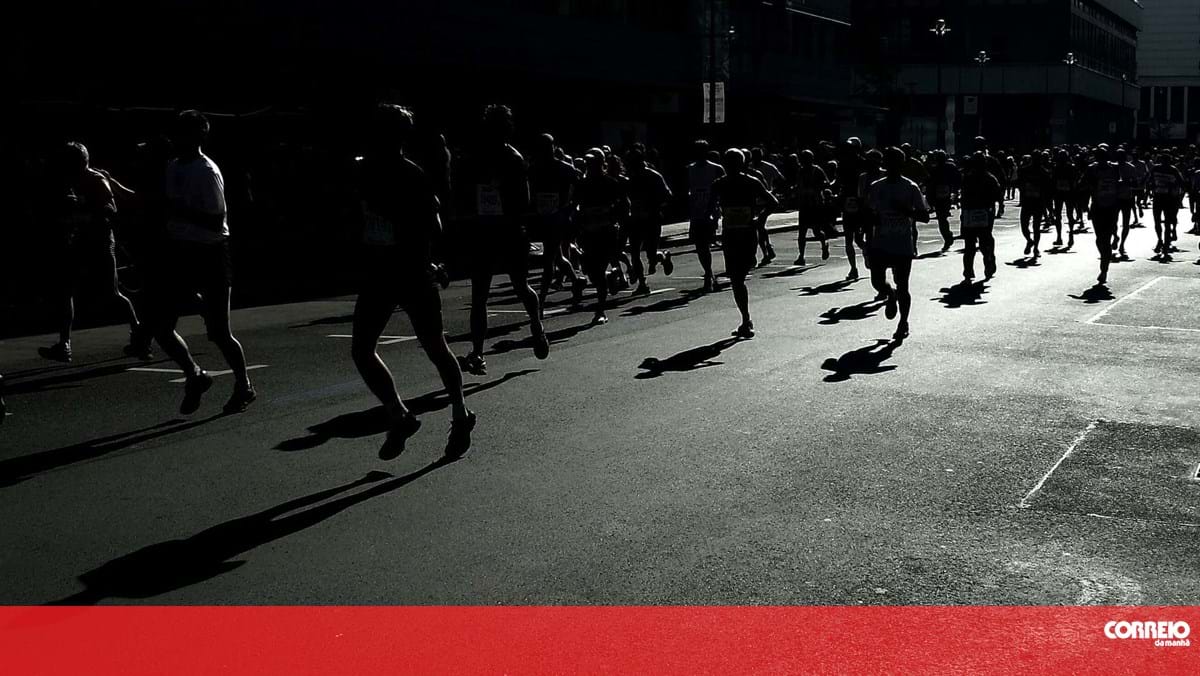 Muere un joven de 21 años tras cruzar la meta de la Media Maratón de Elche en España