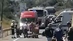 Acidente entre mota e ambulância da Cruz Vermelha faz um ferido em Portimão