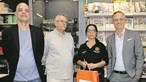 “Agradecemos a quem faz chegar o CM às mãos dos nossos leitores”: Paulo João Santos e Francisco Penim visitam quiosques de Olhão