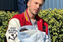 O cantor com o filho