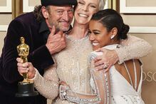 Jamie Lee Curtis é a vencedora do óscar de melhor atriz secundário melhor atriz secundária com o filme Everything Everywhere All at once