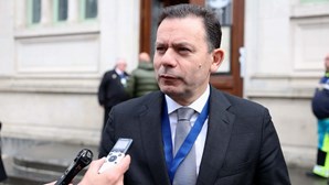 Montenegro critica PS "guloso nos impostos" mas "forreta nos apoios"