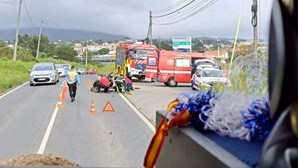 Colisão entre carro e mota faz um ferido em Cabra Figa