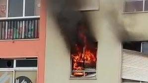 Incêndio em apartamento na Brandoa. Há quatro feridos