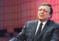 Durão Barroso ficou viúvo a 18 de agosto de 2016. Tinha casado a 28 de setembro de 1980