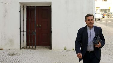 Padre do Porsche e amante condenados por desviar dinheiro que era para órfãos