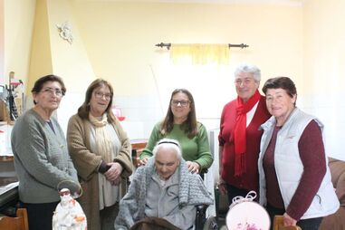 Maria da Silva Oliveira a celebrar o aniversário