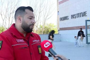 "Estão a furtar a vossa ambulância": Comandante dos bombeiros de Camarate explica roubo de meio de emergência em Lisboa