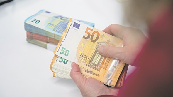Bancos perdem 2,1 mil milhões de euros para certificados de aforro