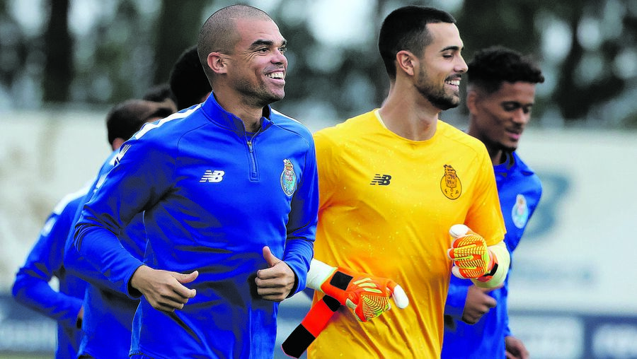 Pepe e Diogo Costa têm problemas musculares