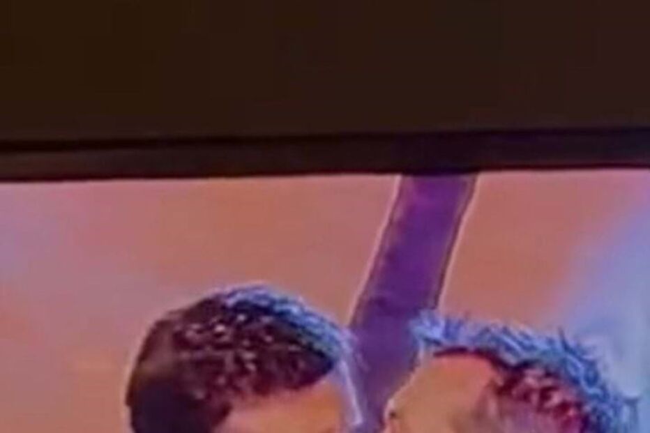 Ljubomir arrancou um beijo a João Manzarra