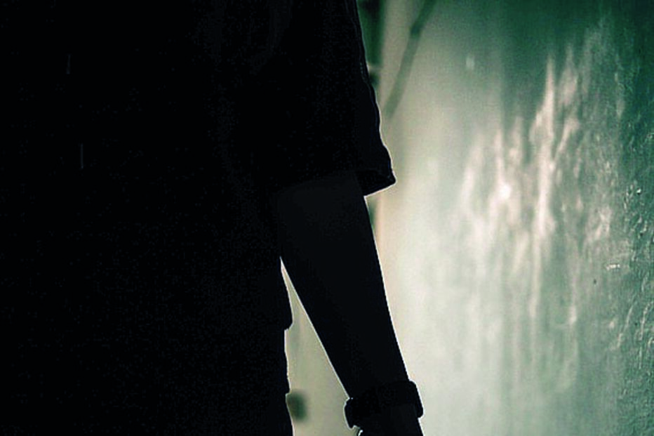 Ameaça vítimas com faca