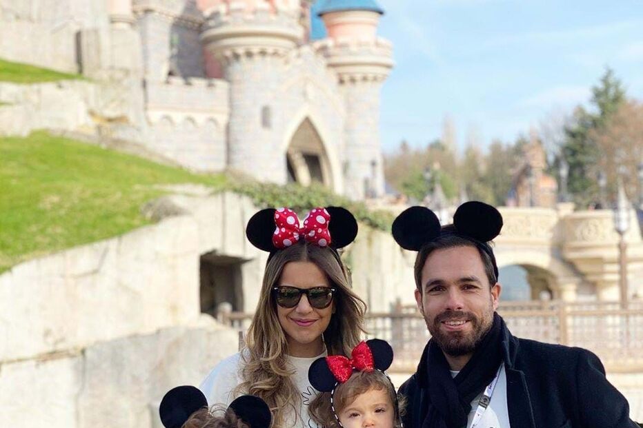 Ana Garcia Martins e Ricardo Martins Pereira com os dois filhos, Mateus e Benedita