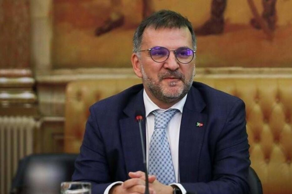 2023-03-06_19_59_50 manuel beja AR.jpg