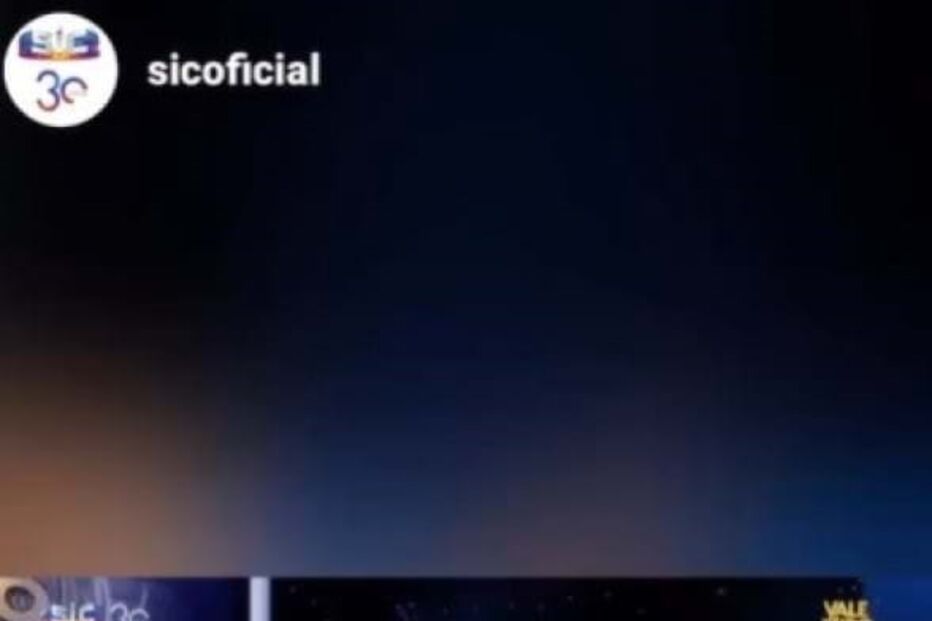 João Manzarra beija Inês Lopes Gonçalves