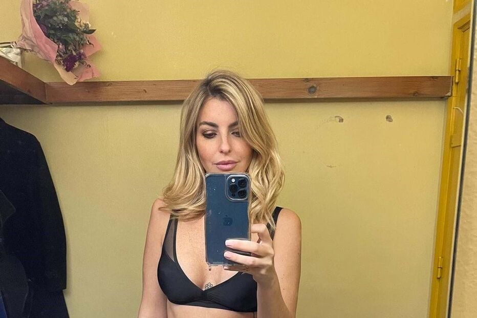 Jessica Athayde em lingerie