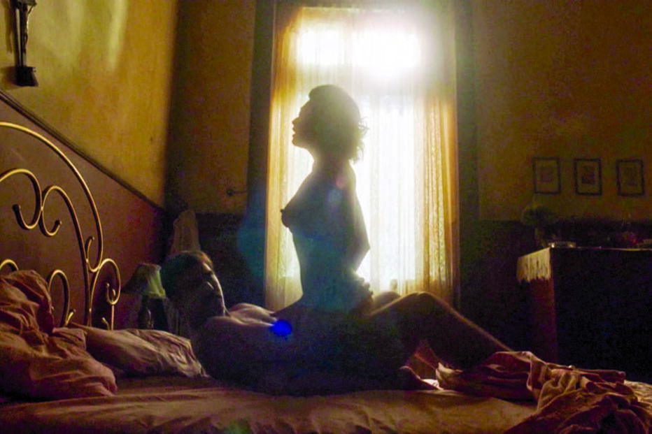 Juliana Paes ousada em cenas escaldantes na nova minissérie da SIC