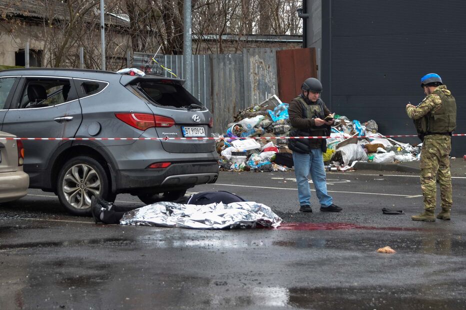 Seis mortes em ataques russos contra Kherson