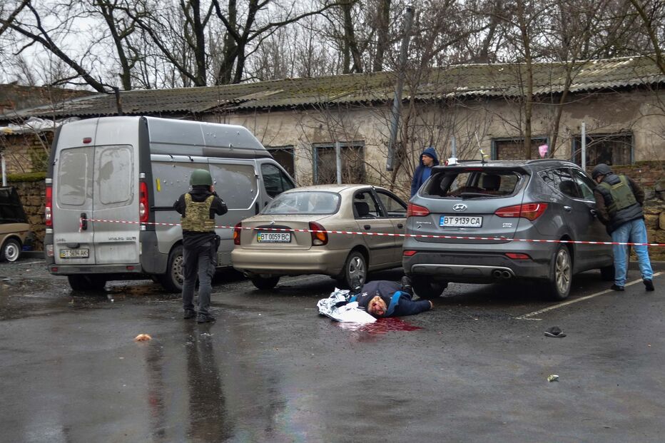 Seis mortes em ataques russos contra Kherson