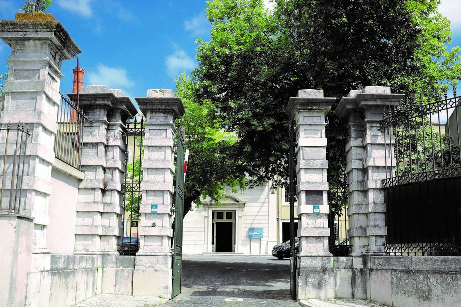 Estado tem mais de 4 mil prédios ao abandono e sem utilização