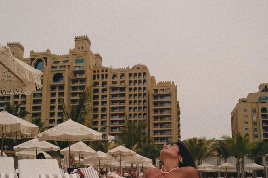 A cantora esteve há umas semanas nas Filipas a fotografar uma campanha de biquínis