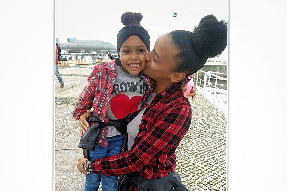 Lara e a mãe