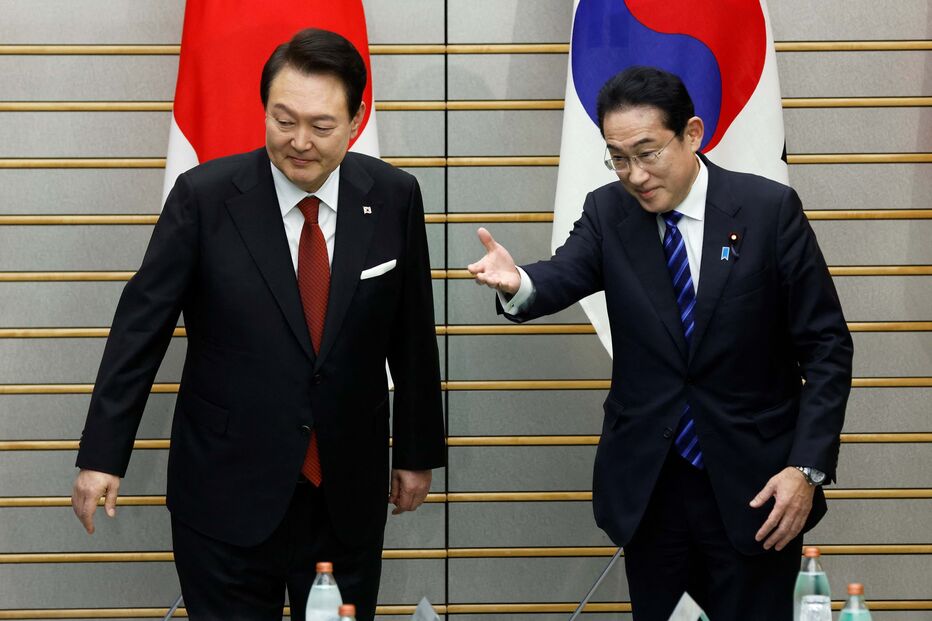 2023-03-16_11_09_17 lideres japão e coreia do sul.JPG