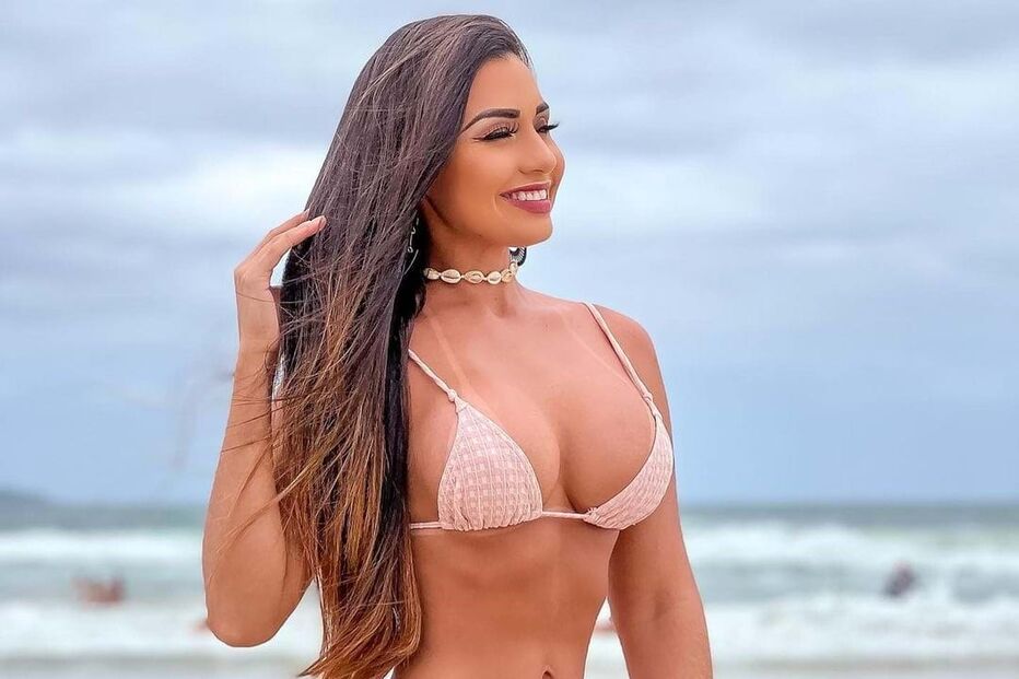 Bella Araújo