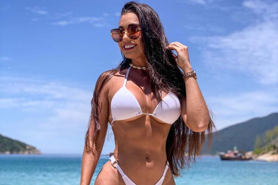 Bella Araújo