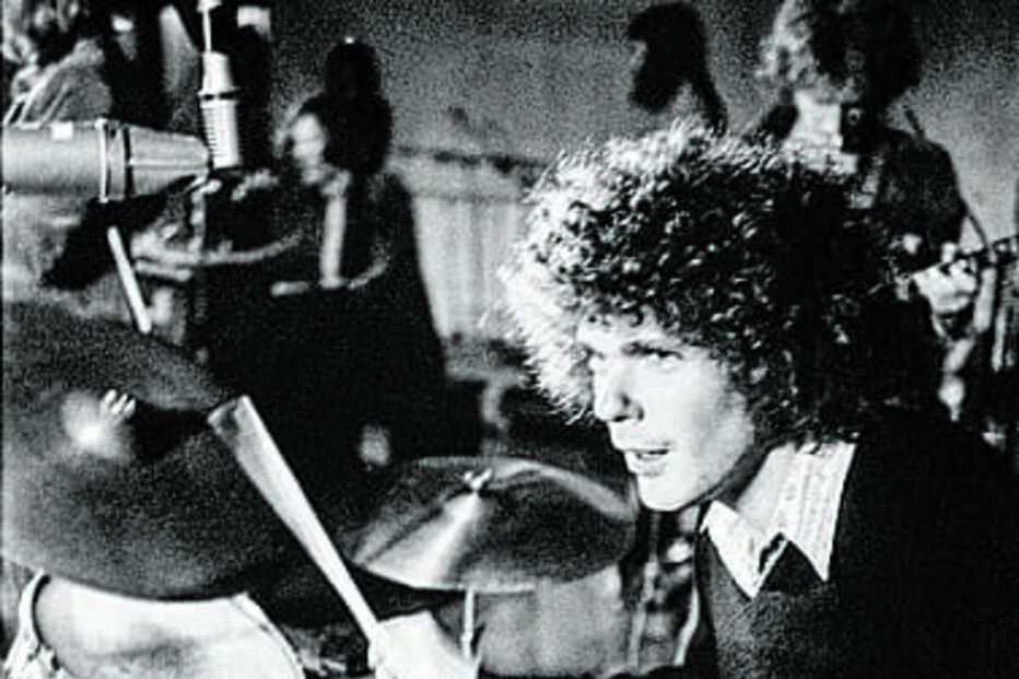 Jim Gordon em estúdio, com os Traffic, em 1971 