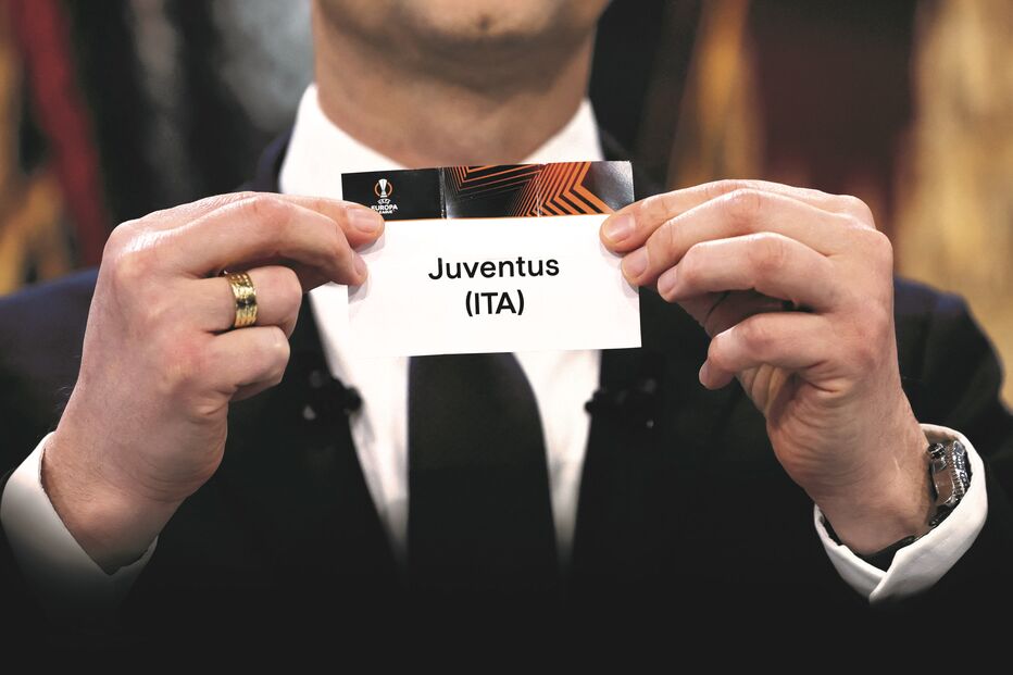 A Juventus é o adversário do Sporting.  Já ganhou 1 Champions e 36 ligas italianas