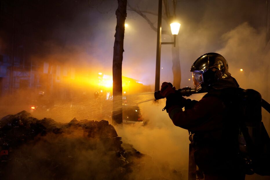 Protestos contra a reforma das pensões em Paris, França