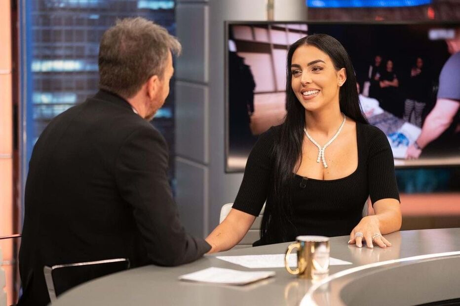 A namorada de Cristiano Ronaldo deu a primeira entrevista em direto 