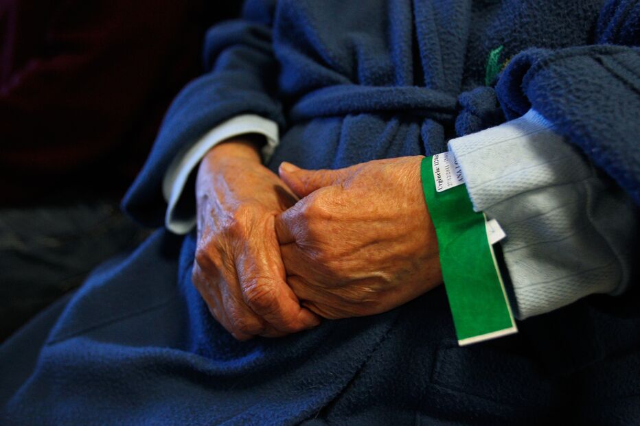 Urgências, hospitais, pulseiras