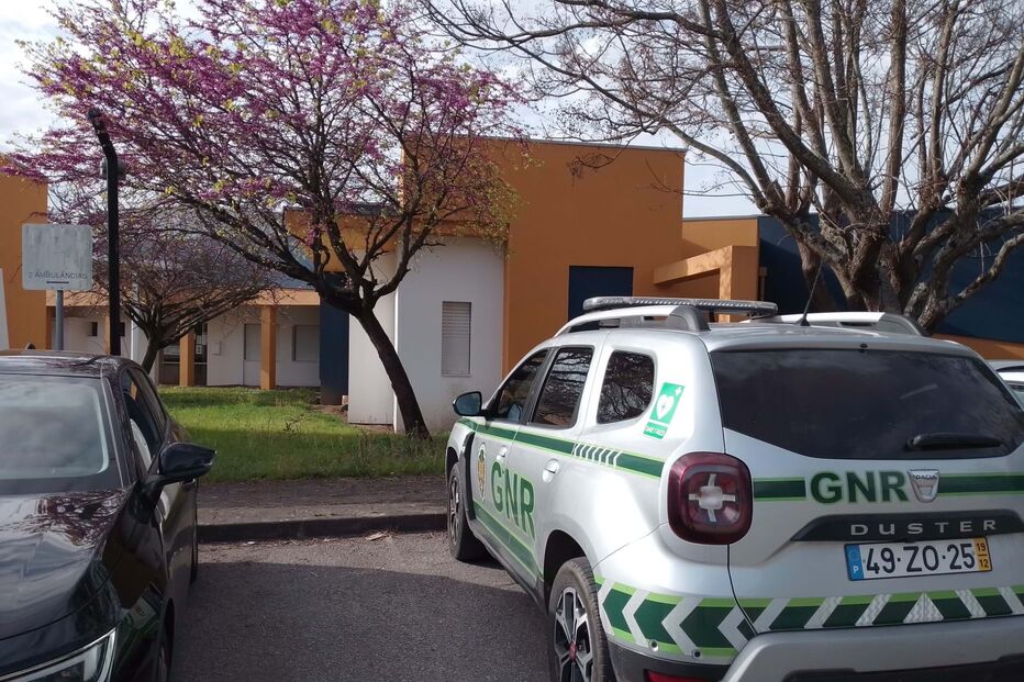 Quatro homens suspeitos de furtar metadona e outros medicamentos em centro de saúde de Albergaria-a-Velha