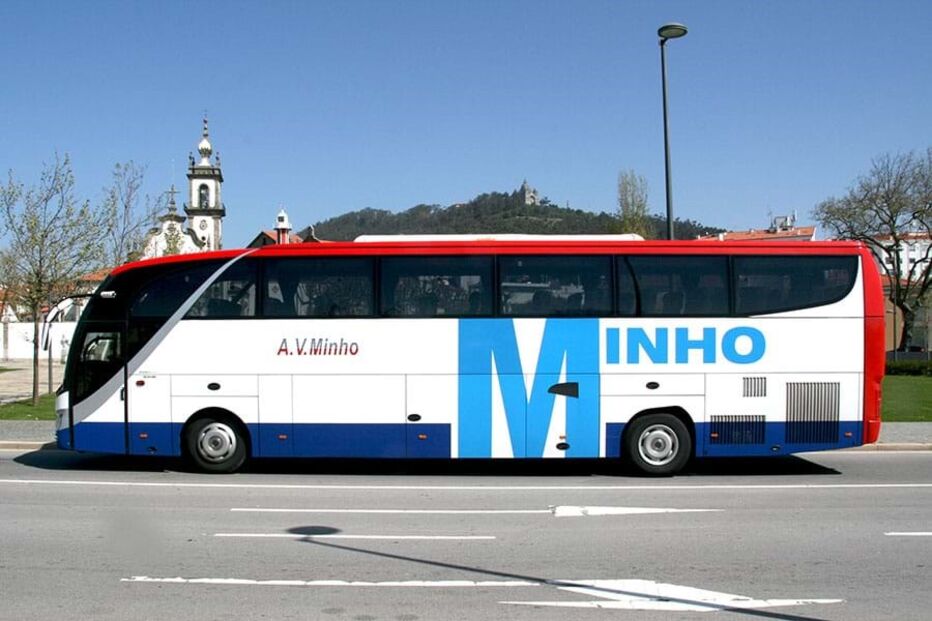 Utentes da carreira rodoviária da Auto Viação do Minho revoltados com fim de desconto