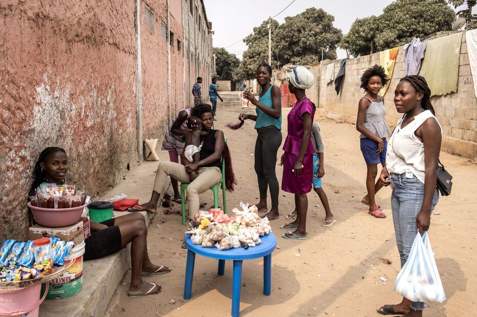Mulheres em Angola
