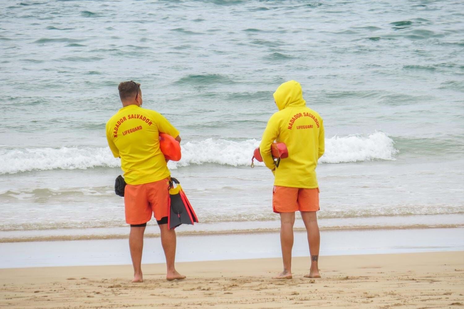 Man in his 60s dies at Pedrinhas Beach in Esposende