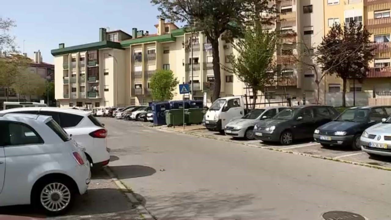 Jovem de 18 anos baleado no pescoço na Amadora - Portugal