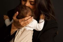 Carolina Carvalho com o filho Lucas