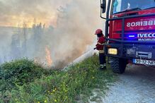 Incêndio ativo em Telões