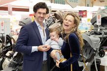 Rita Mendes e Gui de Campos Luís com o filho, Duarte Sol