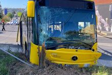 Despiste de autocarro fere cinco pessoas em Loures