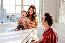 O ex-casal e o filho, Wyatt Bell